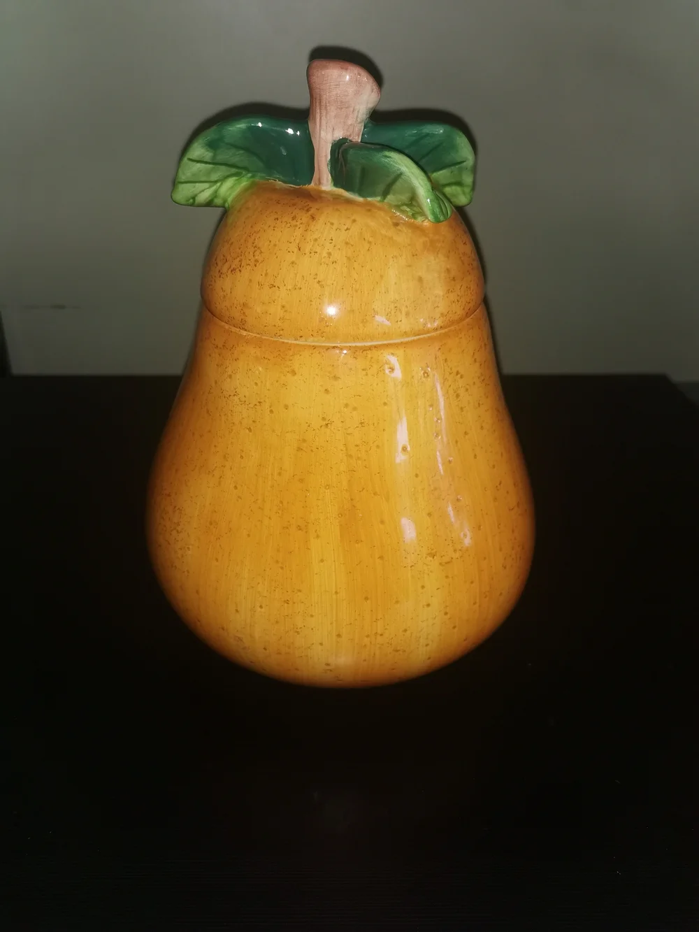 Jay Import Vintage Large Pear Shaped Cookie Jar‎ Canister